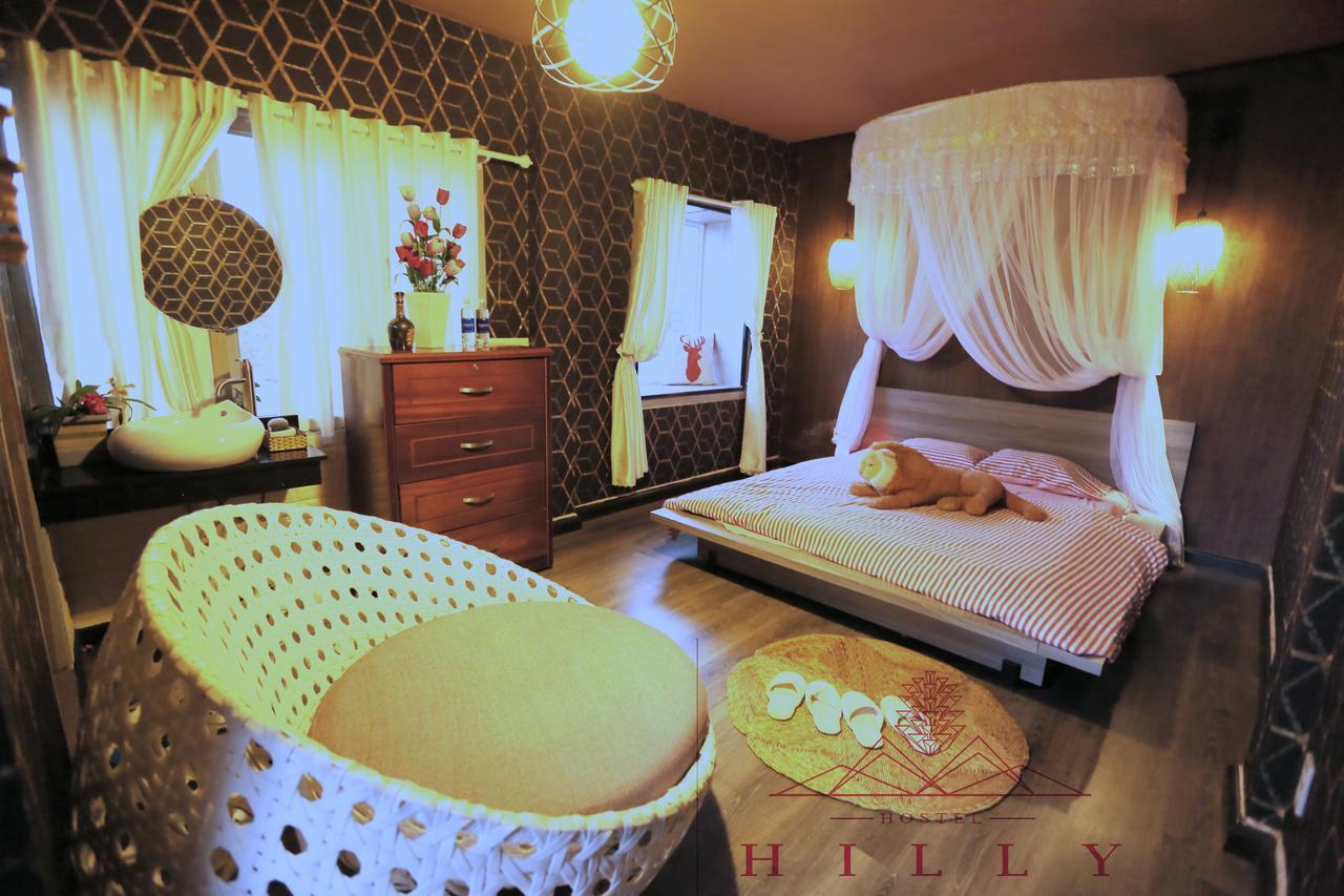 דה לאט Hilly Hostel מראה חיצוני תמונה